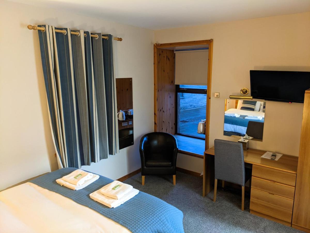 Ferry Inn Stromness Luaran gambar